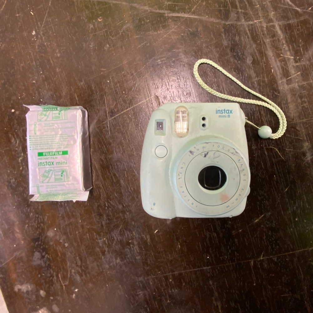 Intax Mini 8 Polaroid Camera